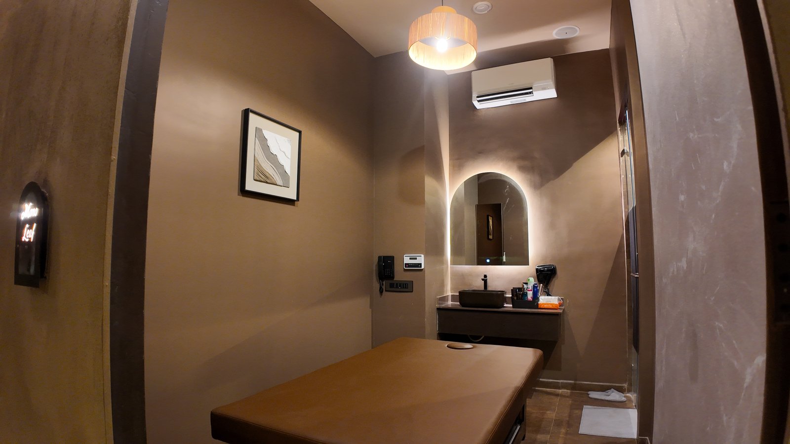 Aroma Massage Spa Pimpri-Chinchwad Aroma Oil Massage